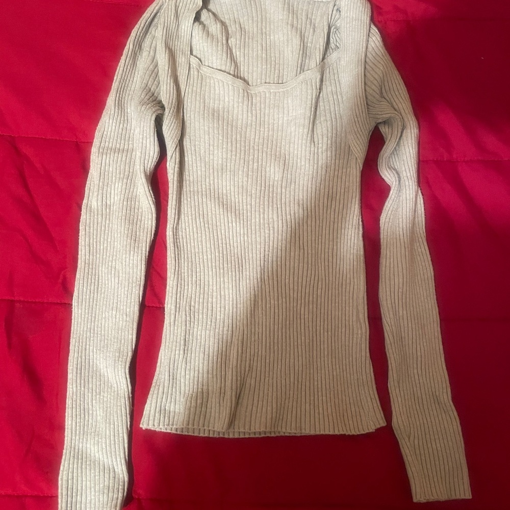 Ribbed Knit Long Sleeve Sweater